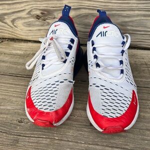 Nike 270s size 5Y